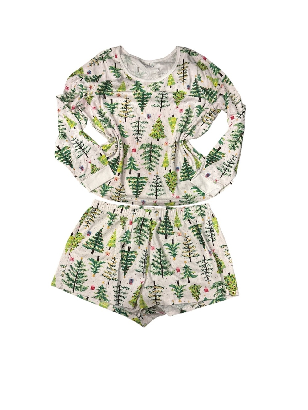 Women’s White and Green Tree-Print Pajama Set